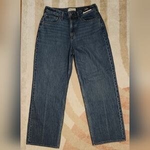 Abercrombie Curve Love High Rise Loose Jean